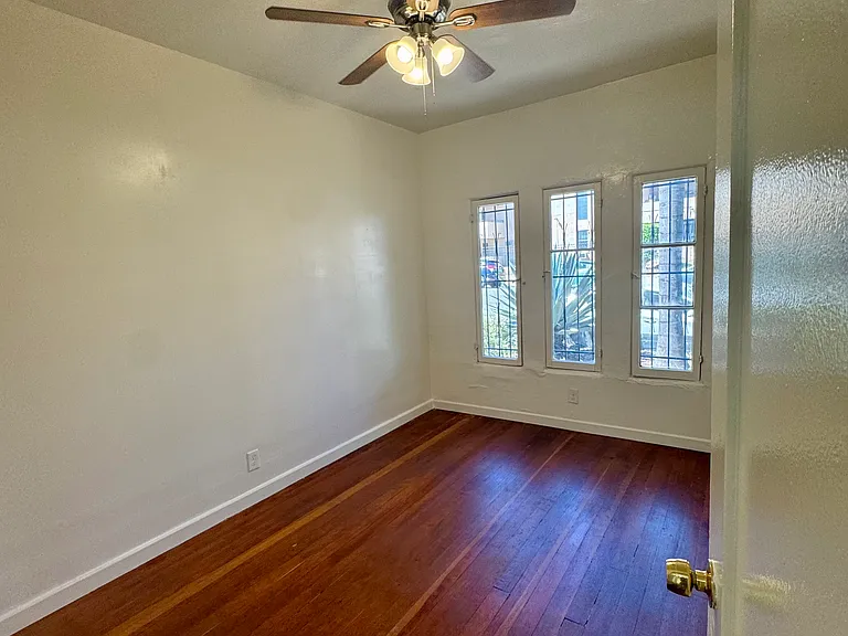 2300 Bellevue Ave #2 — Photo 6
