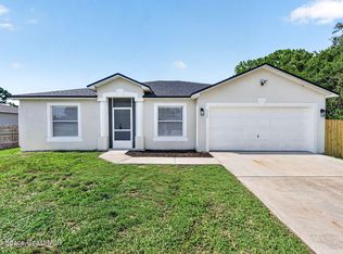 711 Avalon St SE, Palm Bay, FL 32909