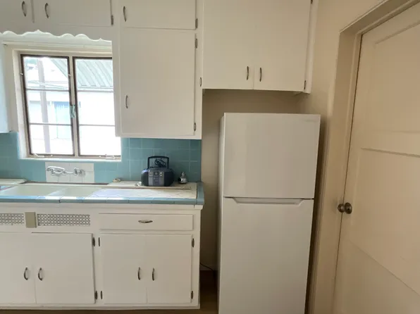1918 Yosemite Dr, Los Angeles, CA 90041