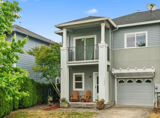 14925 SE Elm Park Dr, Clackamas, OR 97015
