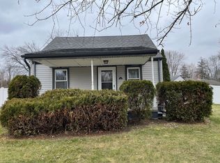 15711 Inkster Rd, Livonia, MI 48154