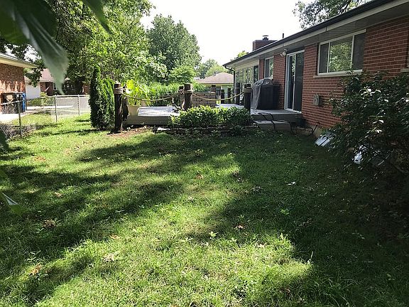 5th image of 7630 Mayberry Dr
