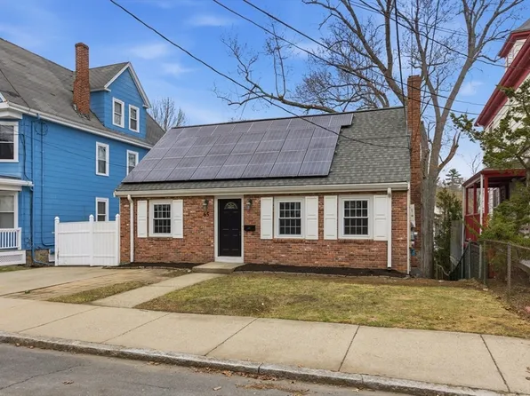 65 Perham St, West Roxbury, MA 02132