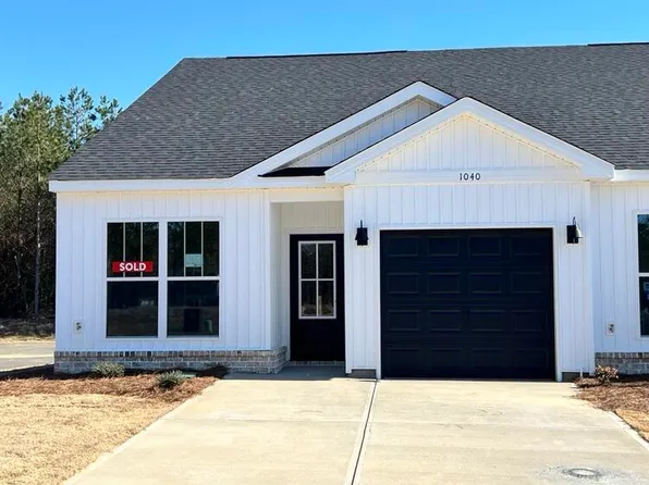 1040 Masterpiece Dr, Trenton, SC 29847