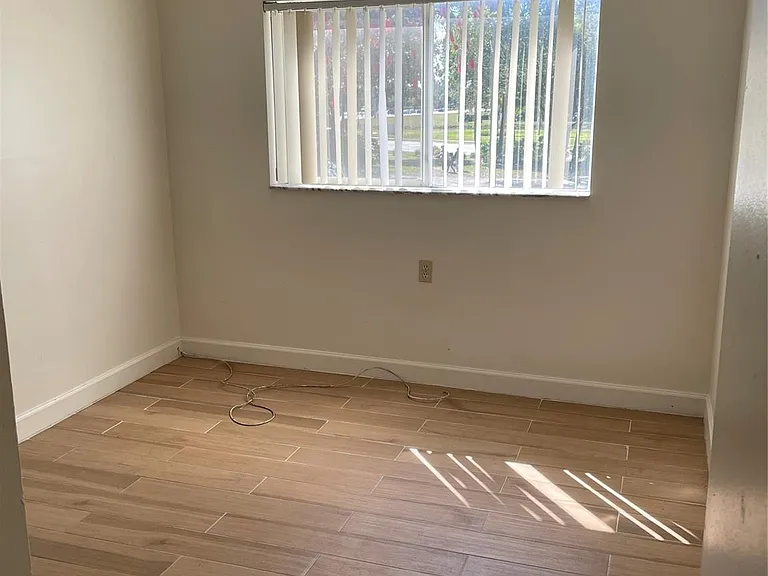 1068 N Benoist Farms Rd #205 — Photo 7