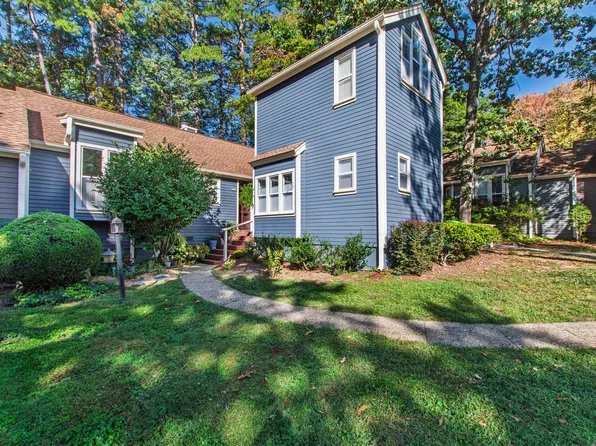 6013 Sentinel Dr, Raleigh, NC 27609