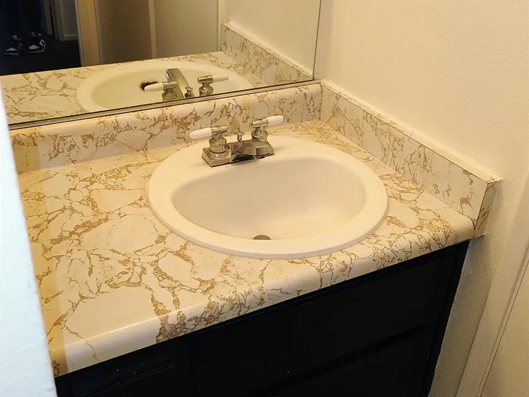655 W Ashlan Ave #204 — Photo 6