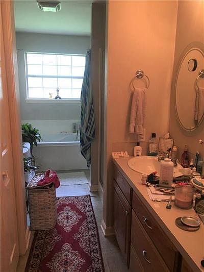 2nd image of 128 Joy Ln