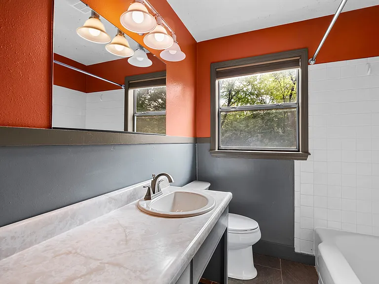 2228 W Wedington Dr — Photo 12