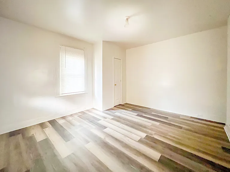 1102 Custer St — Photo 16