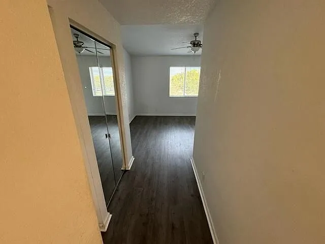 1710 NE 6th St — Photo 5