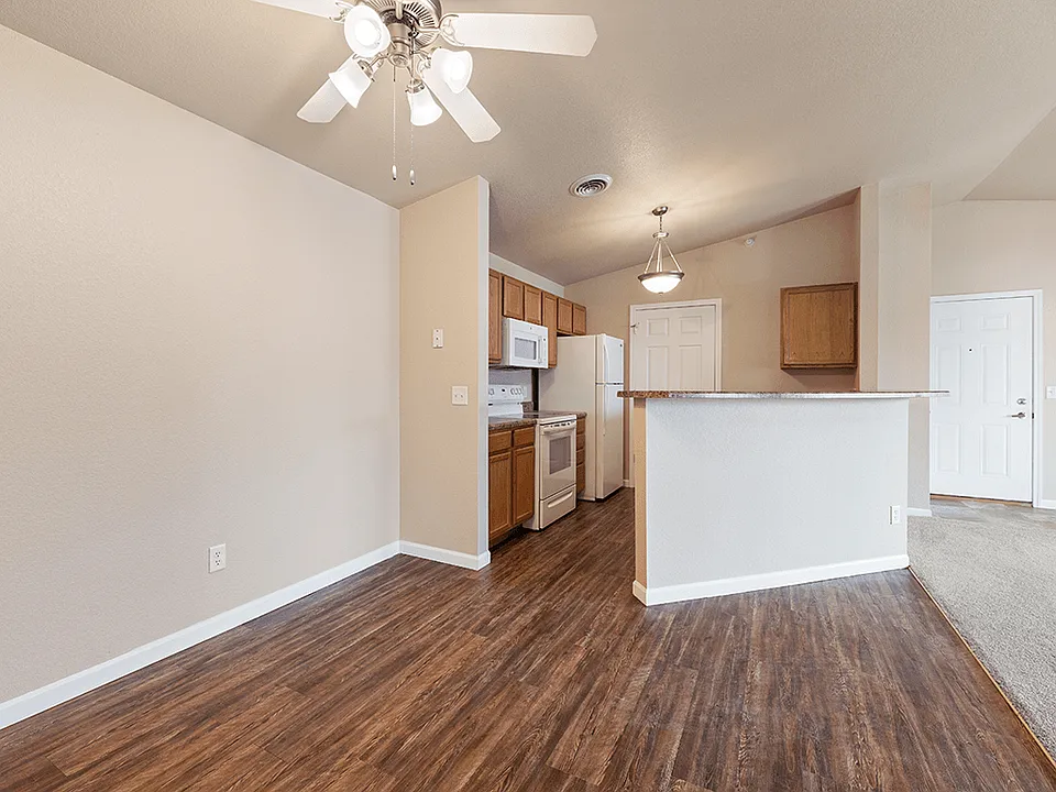 1, 2, and 3 Bedroom Floor Plans