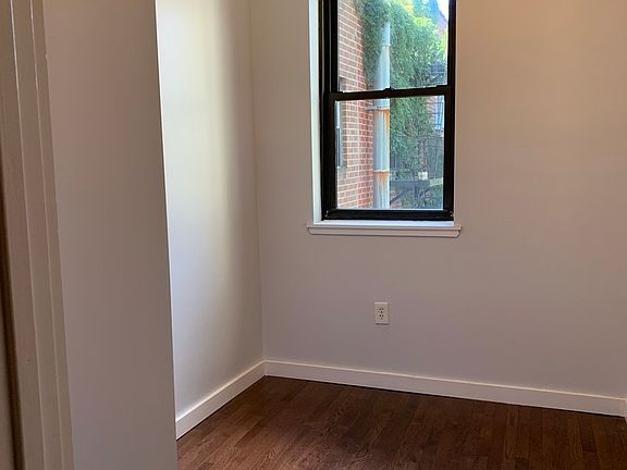 5th image of 197 E 7th St #6