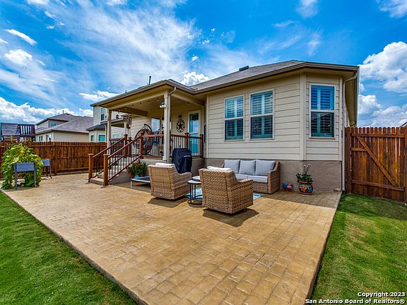 5th image of 13415 Sendero Roble