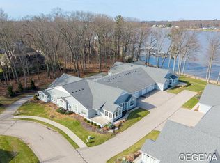 246 Janes View Dr #14, Park Township, MI
