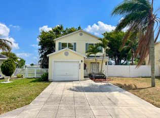4656 Lakeside Cir, West Palm Beach, FL 33417