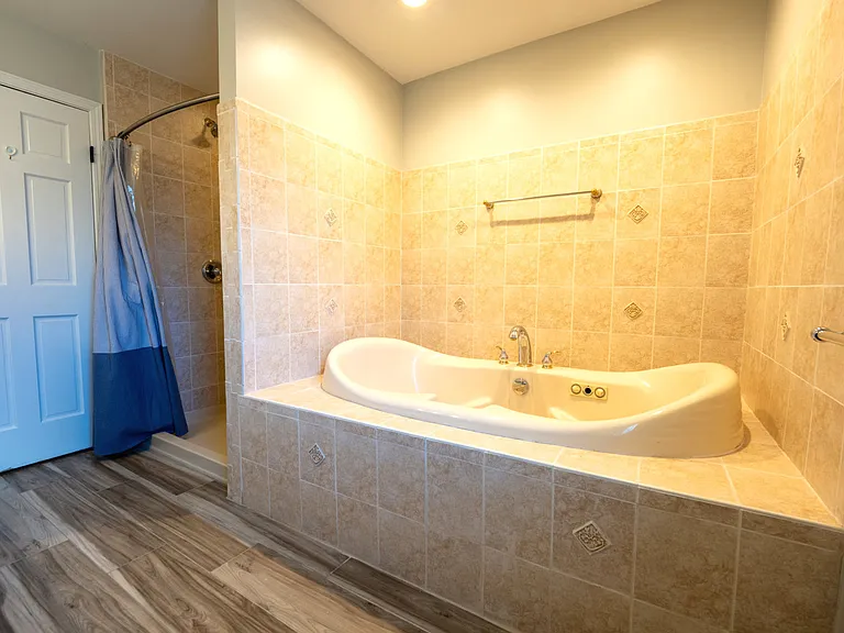 17011 Danielle Ct — Photo 20