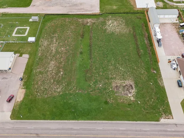 528 Lovely Ave, Baltic, SD 57003