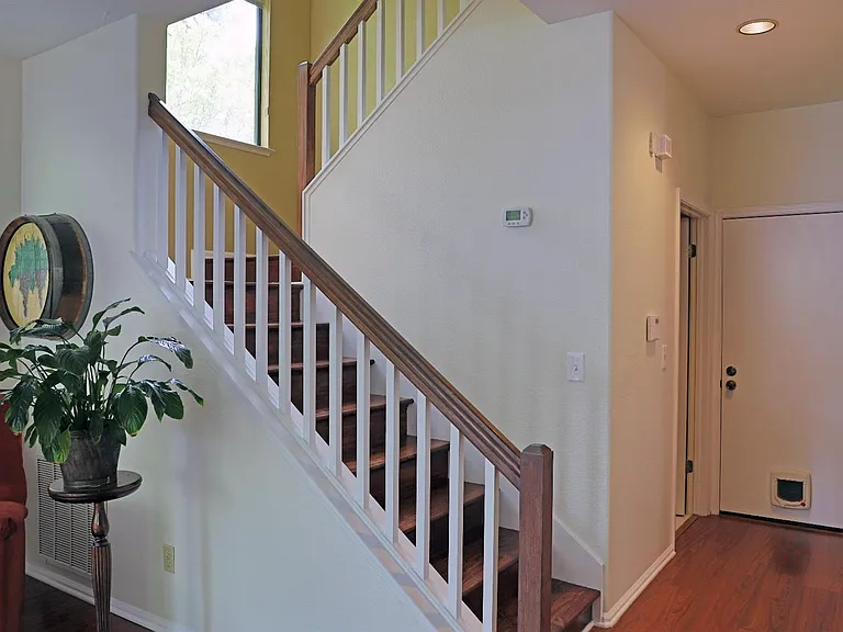 4946 Felicia Way — Photo 2