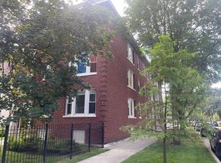 1945 W Greenleaf Ave #1, Chicago, IL 60626