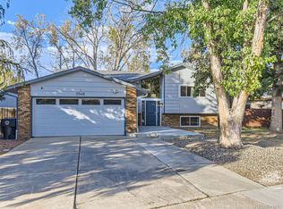 2548 Cambridge Dr, Longmont, CO 80503