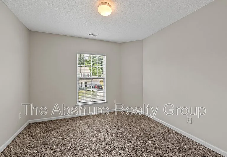 5216 Carriage Pine Dr — Photo 34