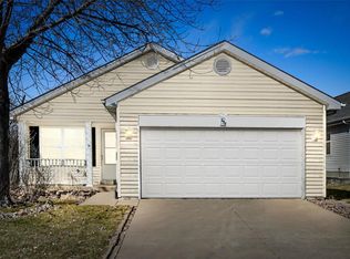 253 Almond Tree Dr, Troy, MO 63379