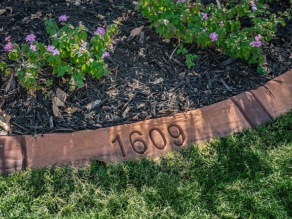3rd image of 1609 Emerald Dunes Dr