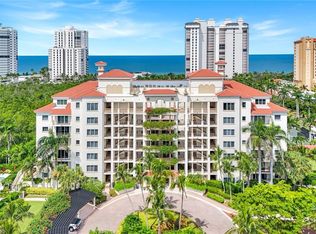 8720 Bay Colony Dr APT 404, Naples, FL 34108