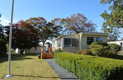 1st image of 14 Bayberry Ln
