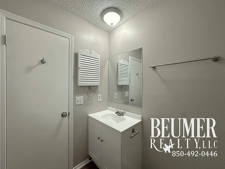 4234 Baywoods Dr — Photo 10