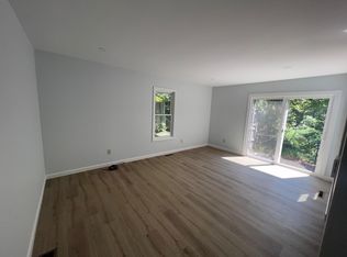 1815 Falmouth Rd, Centerville, MA 02632