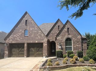 867 Forest St, Aubrey, TX 76227