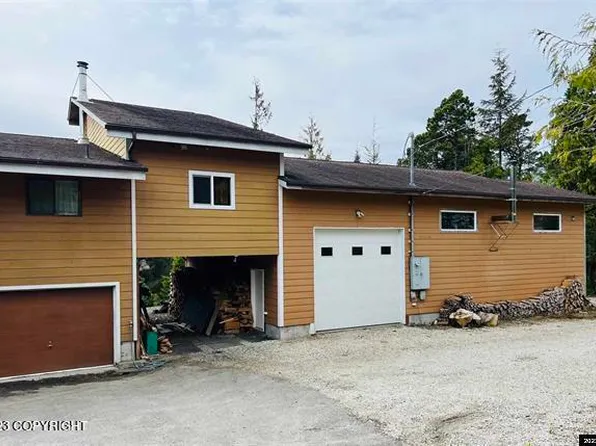 11161 Alderwood St, Ketchikan, AK 99901