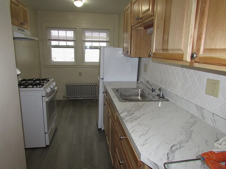 20 Prospect Ave #3 — Photo 4