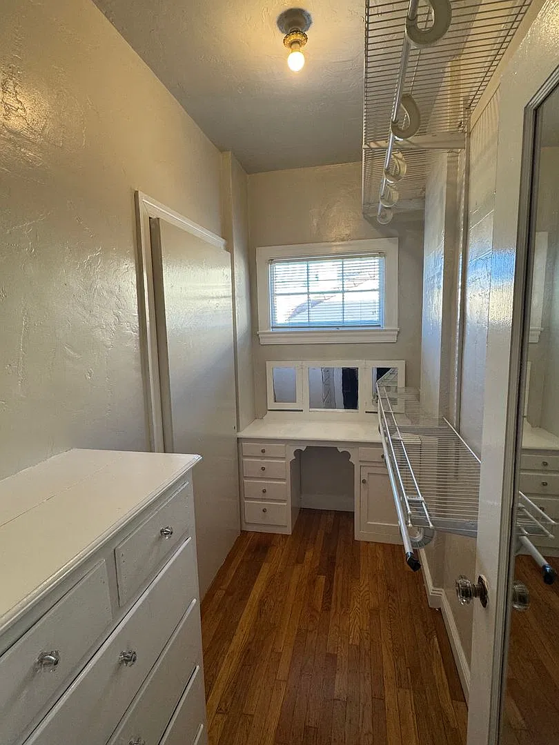 Spacious One Bedroom Unit in North Berkeley — Photo 4