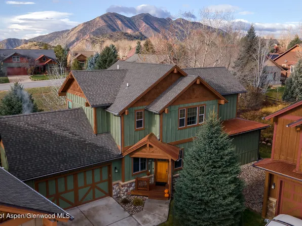 111 White Horse Dr, New Castle, CO 81647