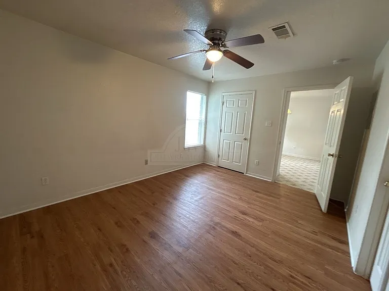 1407 Dugger, Killeen — Photo 21