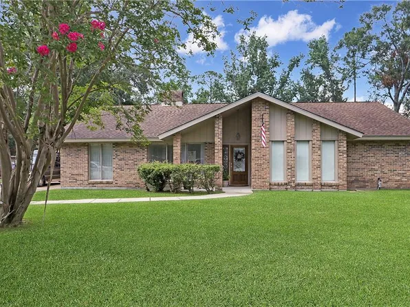 164 W Pinewood Dr, Slidell, LA 70458