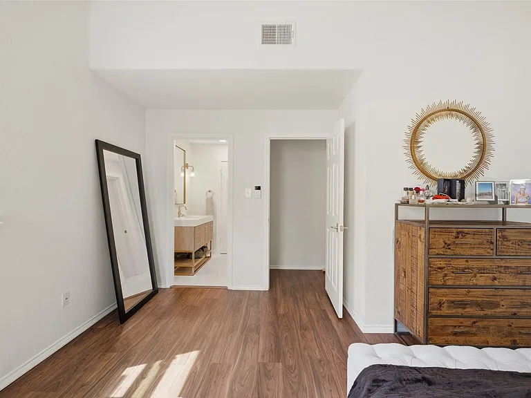 1500 Woodlawn Blvd #11 — Photo 18