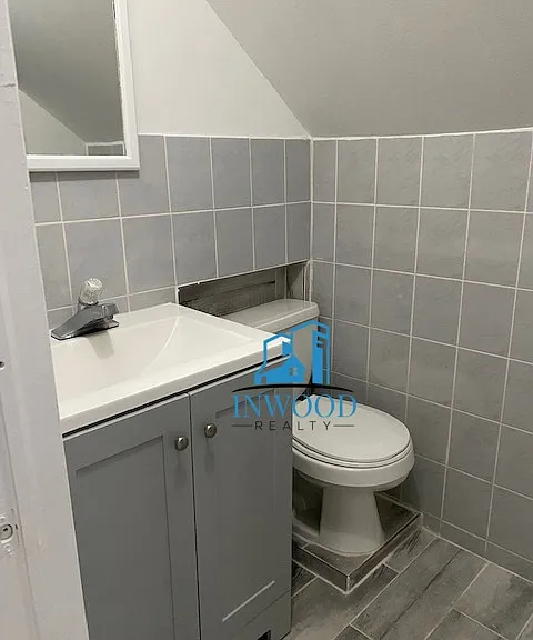 325 Hawthorne Ave #3 — Photo 6