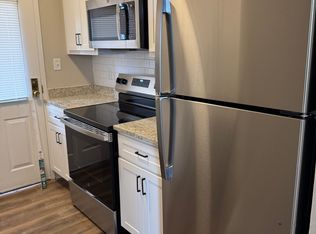 7157 Lyndover Pl APT H3, Saint Louis, MO 63143
