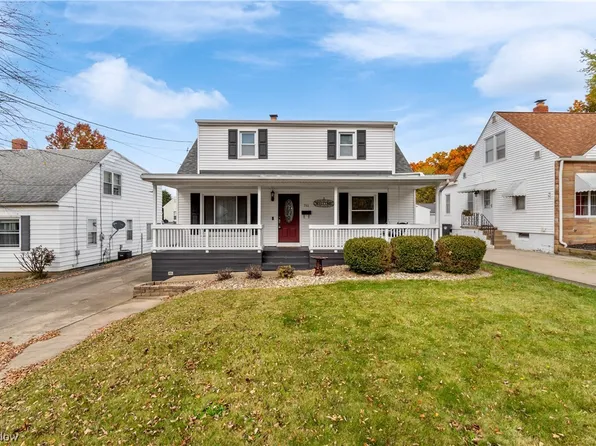 711 Thoreau Ave, Akron, OH 44306