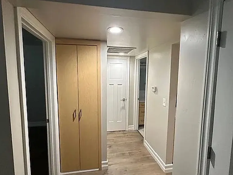 578 N Brown St — Photo 8
