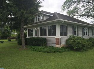 132 Browns Mill Rd, Douglassville, PA 19518