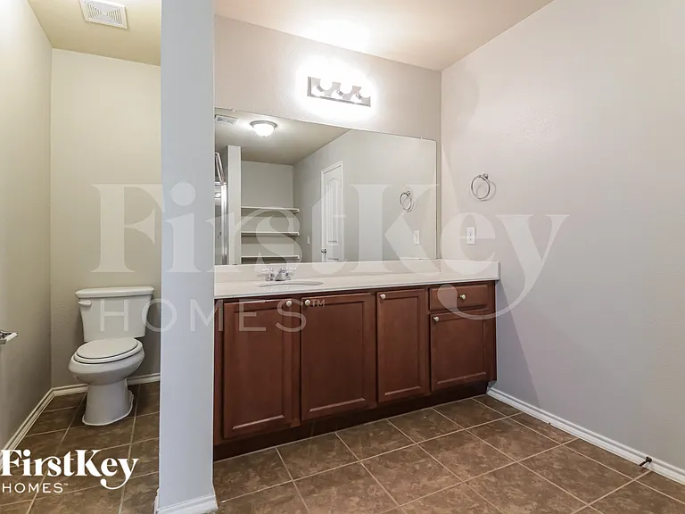 1413 Waco Turner — Photo 12