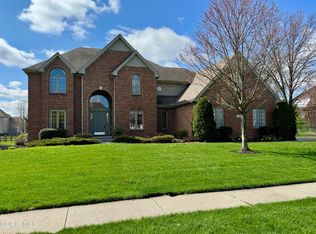 7455 Valhalla Dr, Maumee, OH