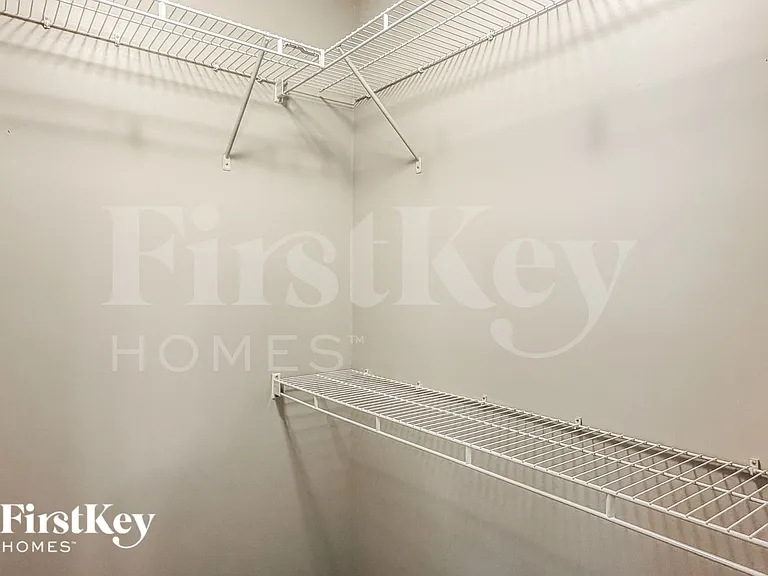 2701 Chadwick Ln NW — Photo 13