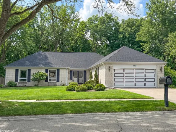 3849 Grace Ln, Glenview, IL 60025