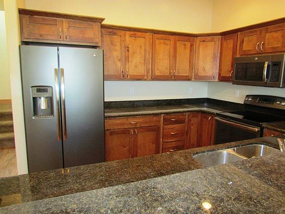 2nd image of 2810 Niehenke Dr